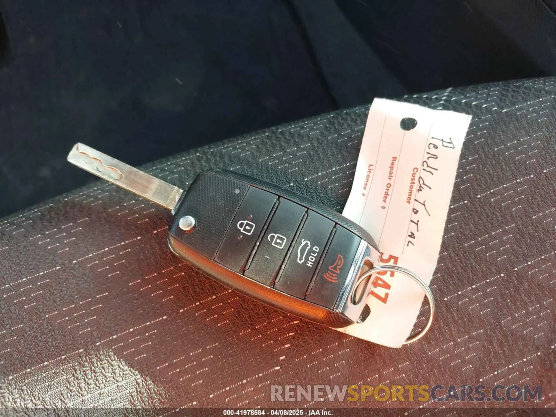 11 Photograph of a damaged car 3KPA24AD2LE327986 KIA RIO 2020