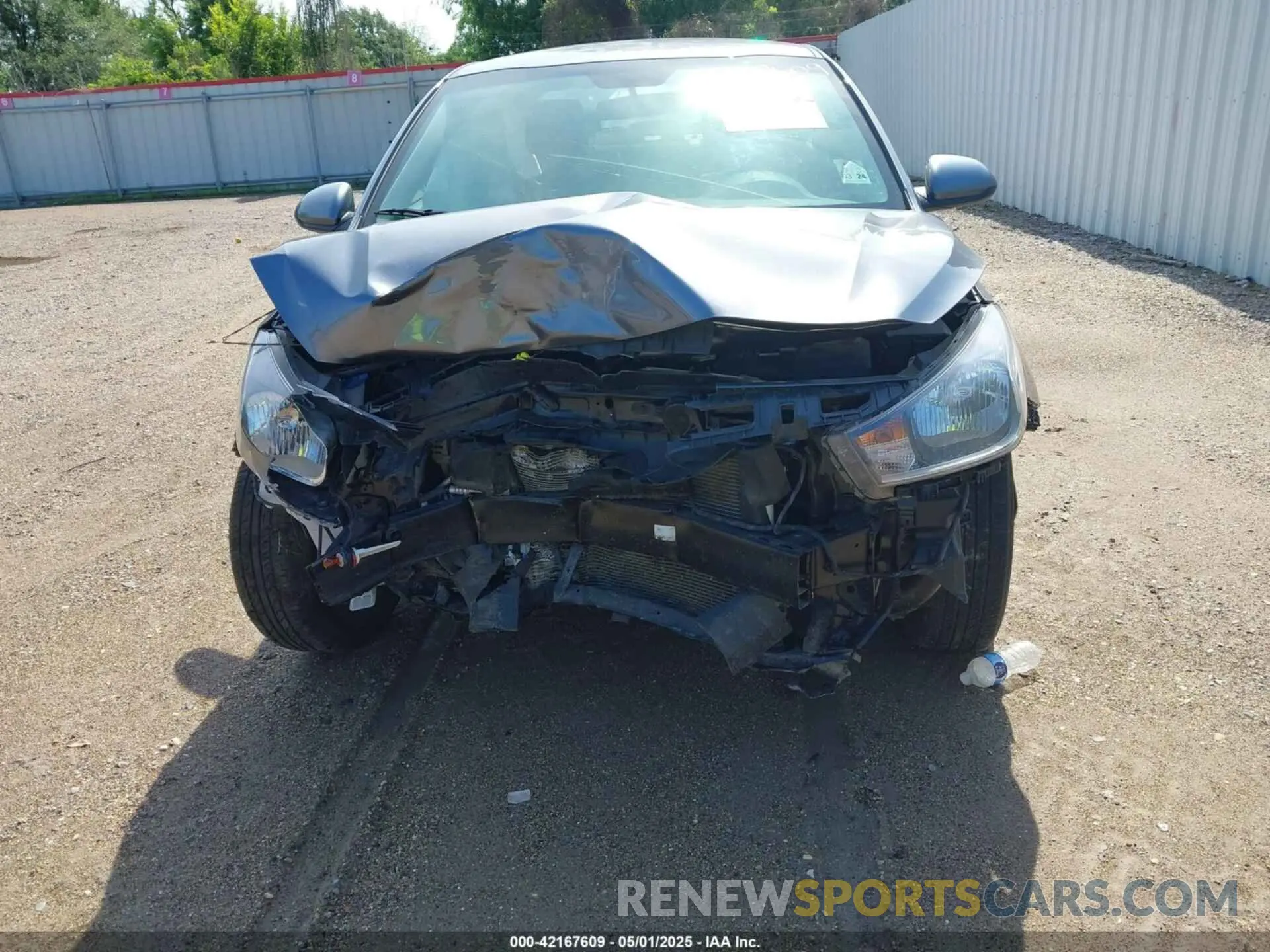 6 Photograph of a damaged car 3KPA24AD2LE337479 KIA RIO 2020