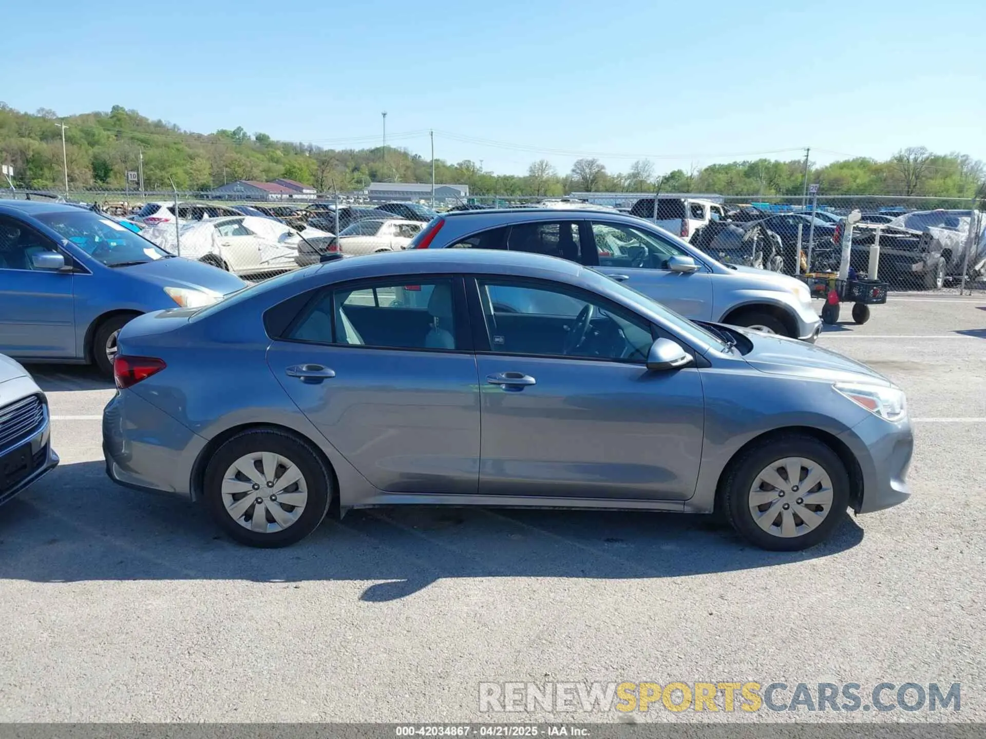13 Photograph of a damaged car 3KPA24AD3LE288762 KIA RIO 2020