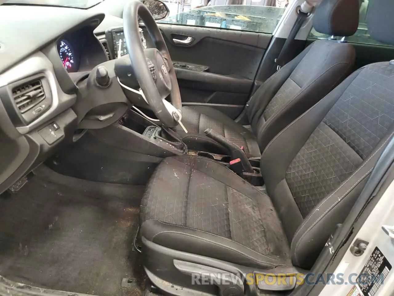 7 Photograph of a damaged car 3KPA24AD3LE326331 KIA RIO 2020
