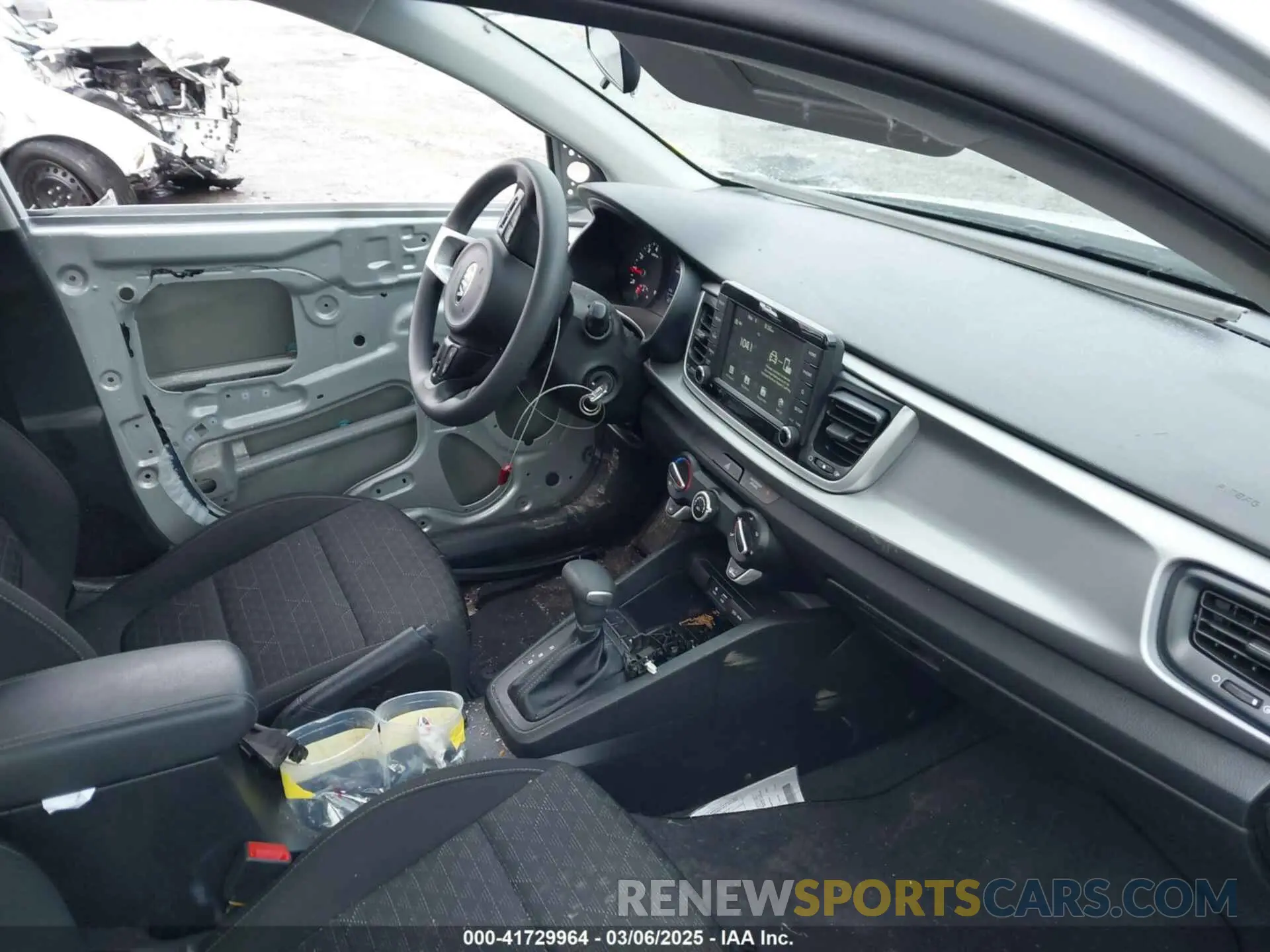 5 Photograph of a damaged car 3KPA24AD3LE353318 KIA RIO 2020