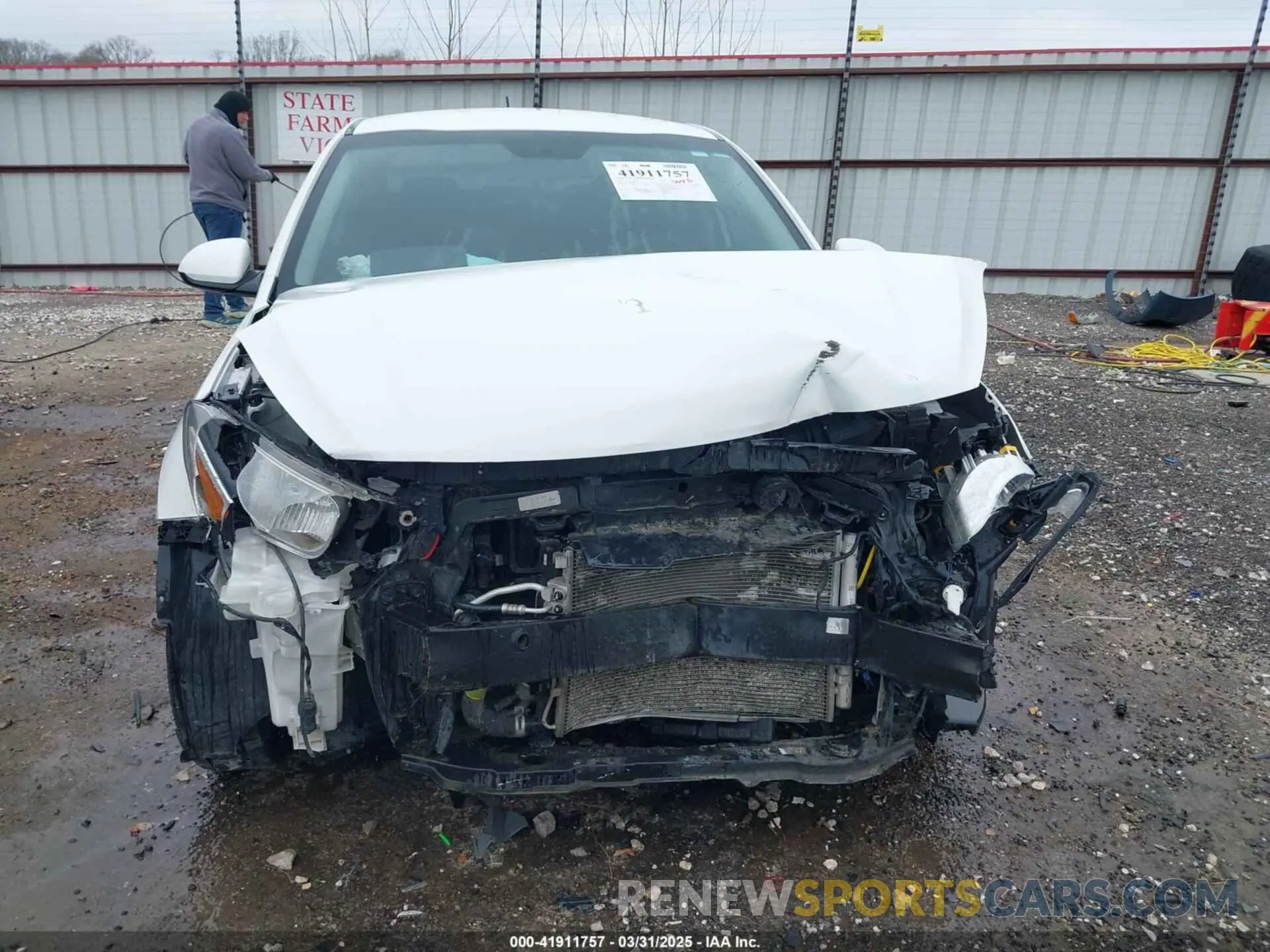 13 Photograph of a damaged car 3KPA24AD4LE322224 KIA RIO 2020
