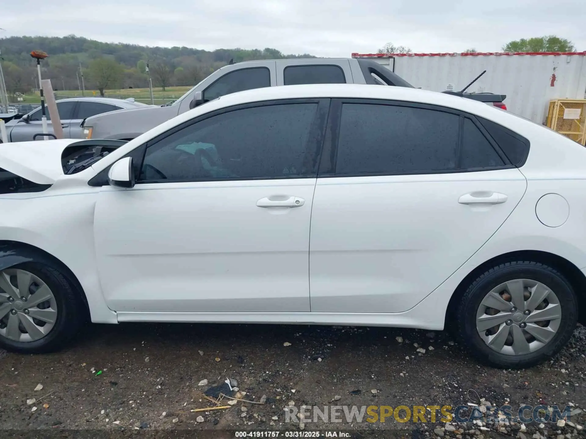 15 Photograph of a damaged car 3KPA24AD4LE322224 KIA RIO 2020