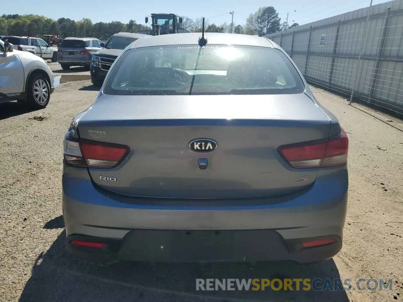 6 Photograph of a damaged car 3KPA24AD4LE329500 KIA RIO 2020
