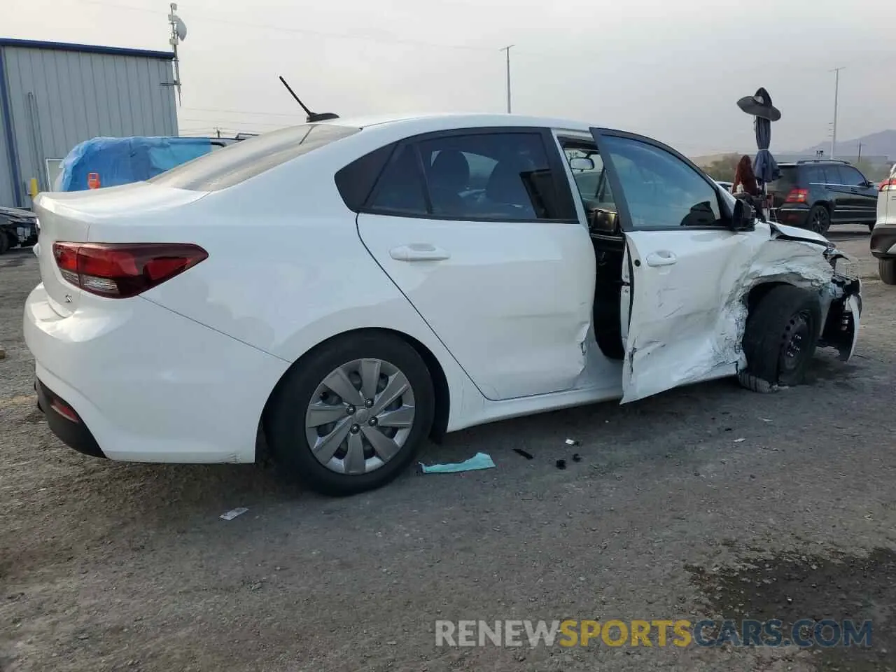 3 Photograph of a damaged car 3KPA24AD4LE333269 KIA RIO 2020
