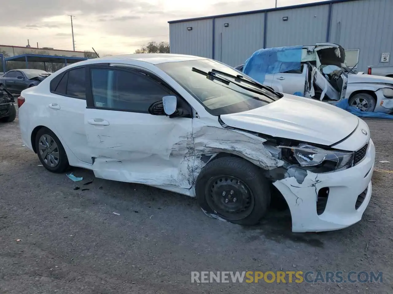 4 Photograph of a damaged car 3KPA24AD4LE333269 KIA RIO 2020