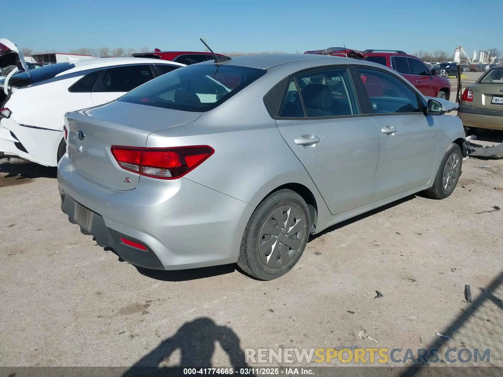 4 Фотография поврежденного автомобиля 3KPA24AD5LE307716 KIA RIO 2020