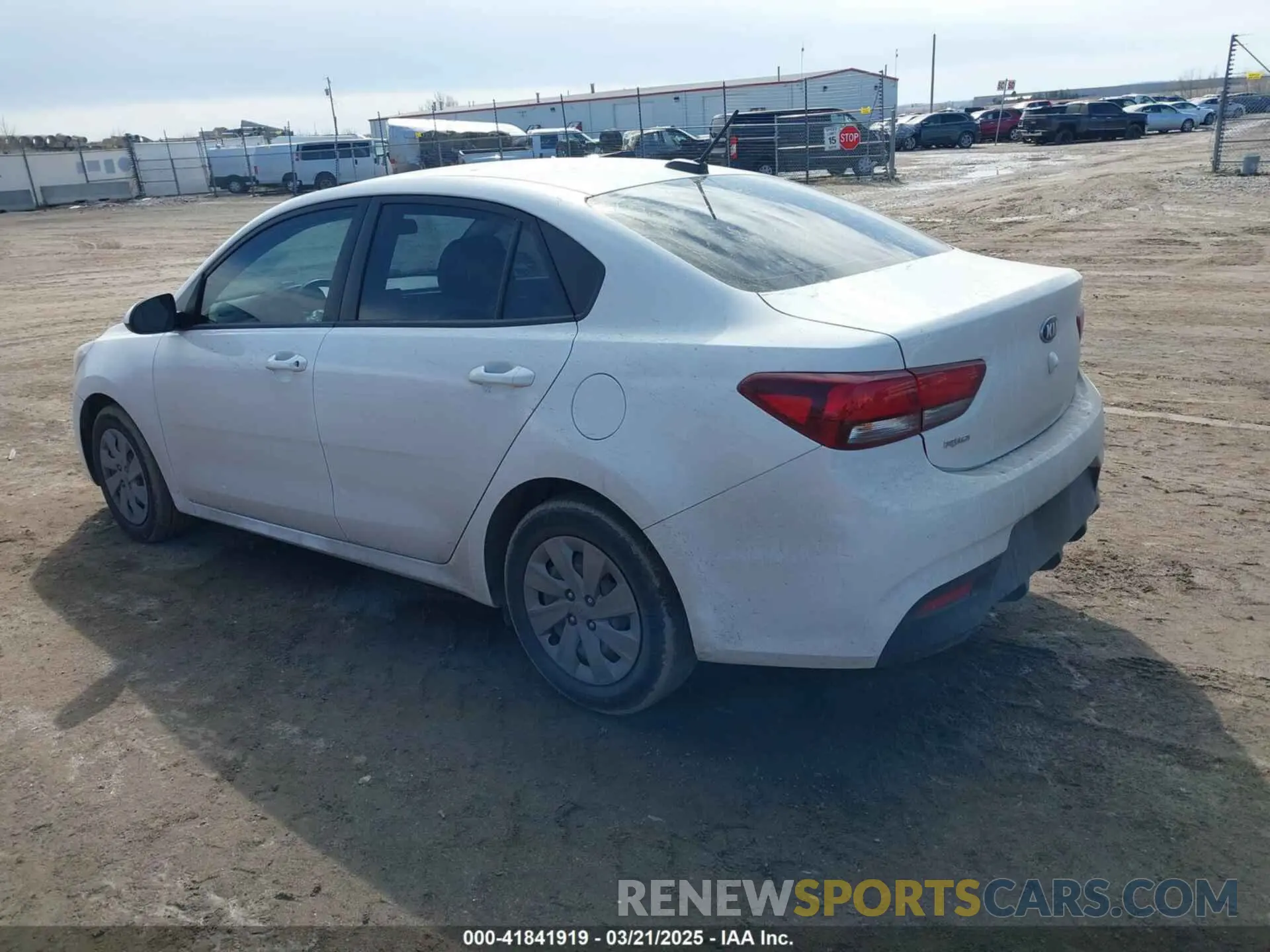 3 Фотография поврежденного автомобиля 3KPA24AD6LE261393 KIA RIO 2020