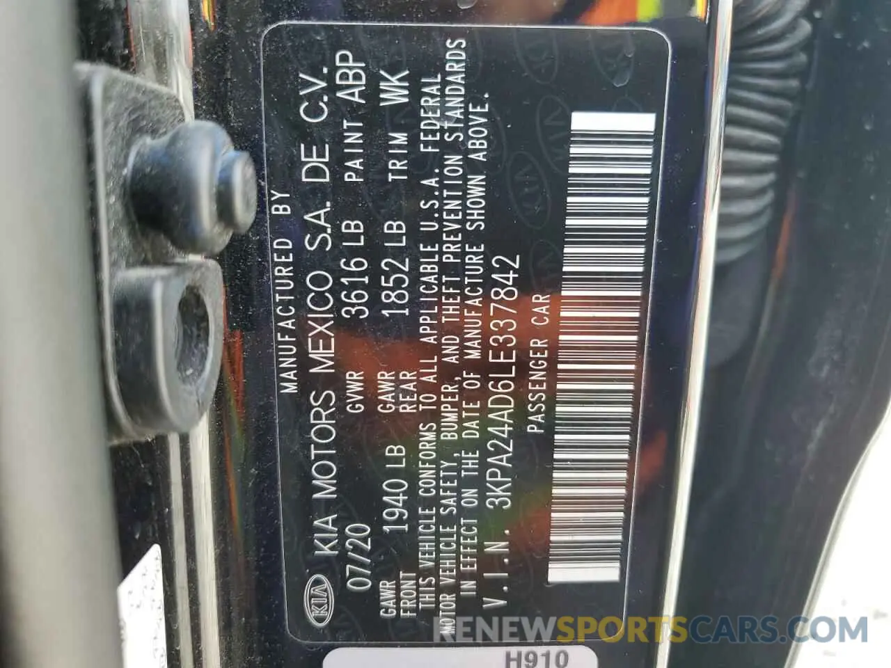 14 Photograph of a damaged car 3KPA24AD6LE337842 KIA RIO 2020
