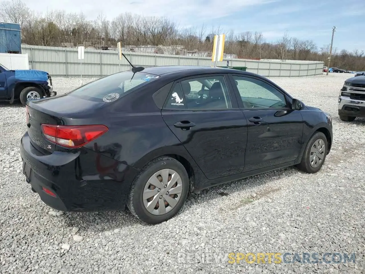 3 Photograph of a damaged car 3KPA24AD6LE337842 KIA RIO 2020