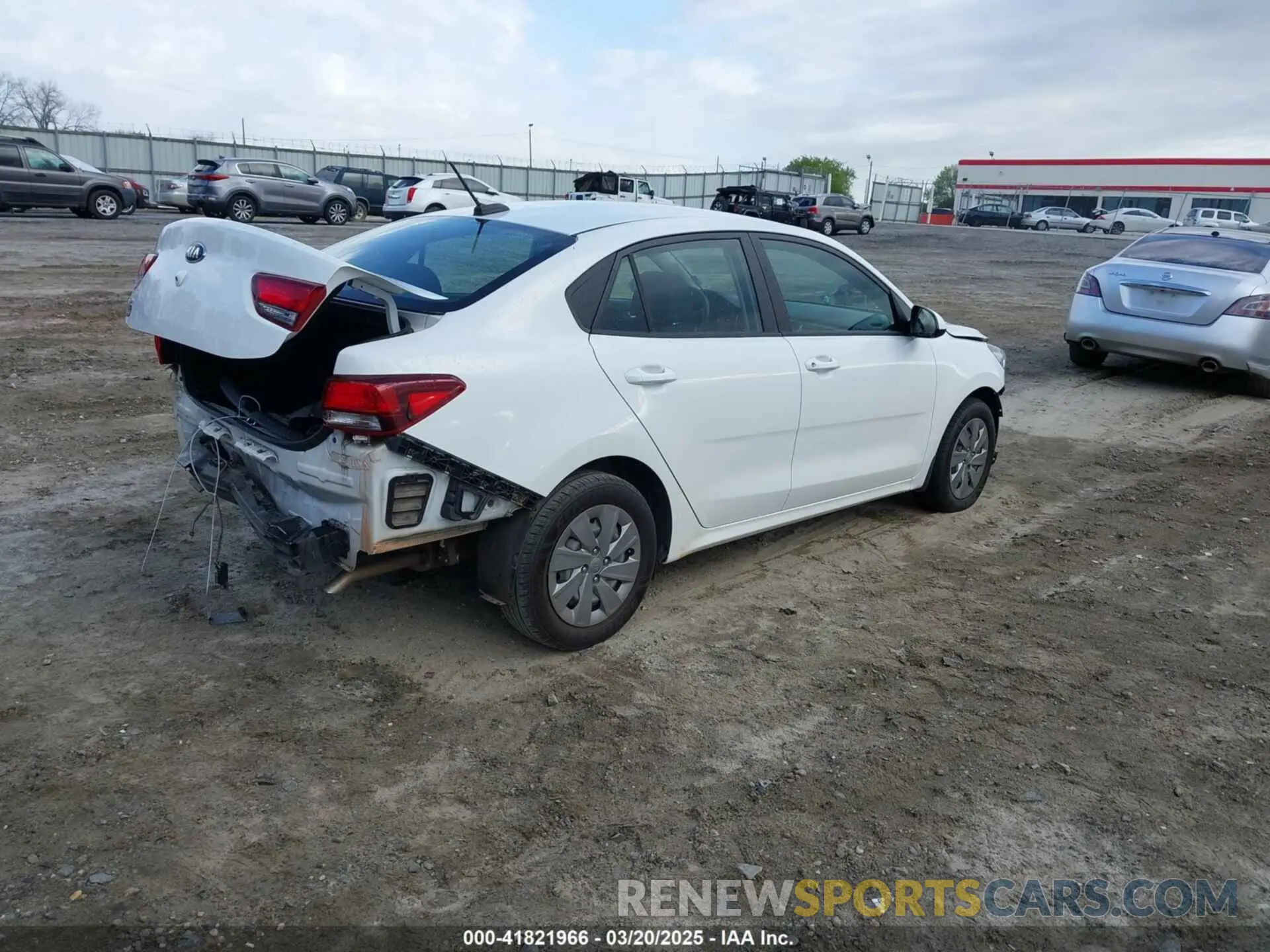 4 Фотография поврежденного автомобиля 3KPA24AD6LE346606 KIA RIO 2020