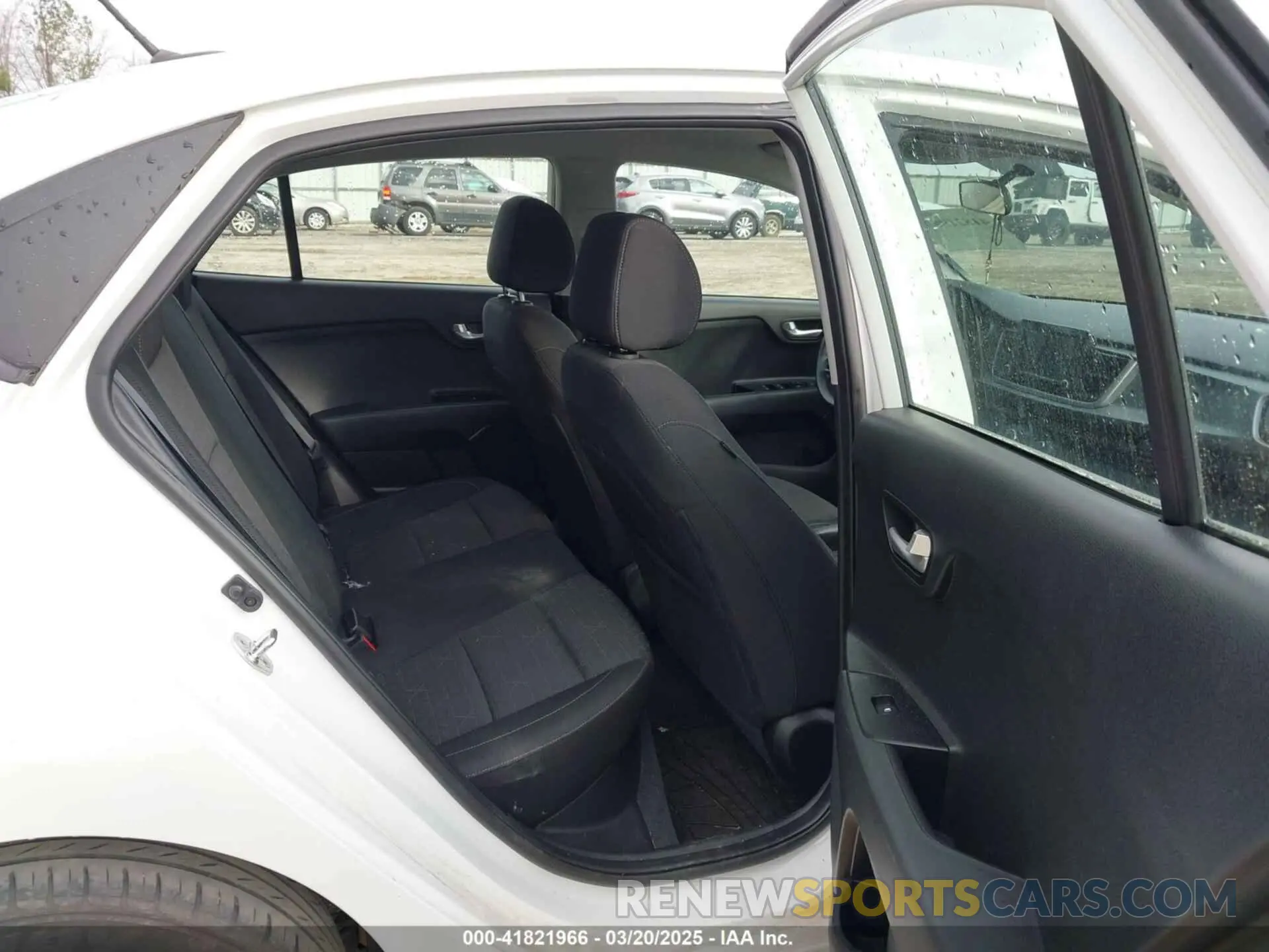 8 Фотография поврежденного автомобиля 3KPA24AD6LE346606 KIA RIO 2020