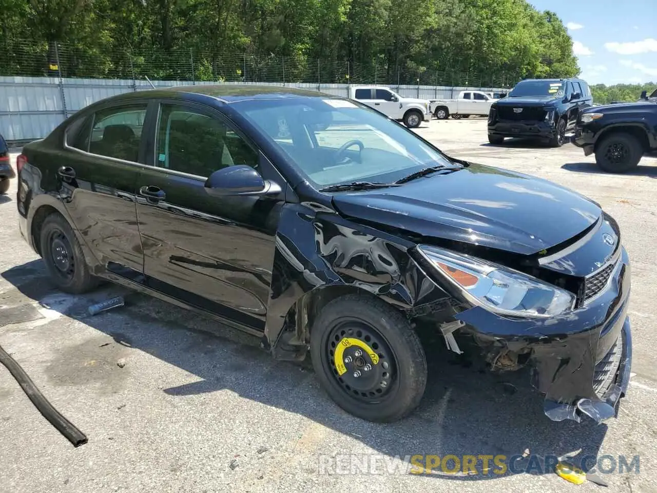 4 Photograph of a damaged car 3KPA24AD7LE260897 KIA RIO 2020