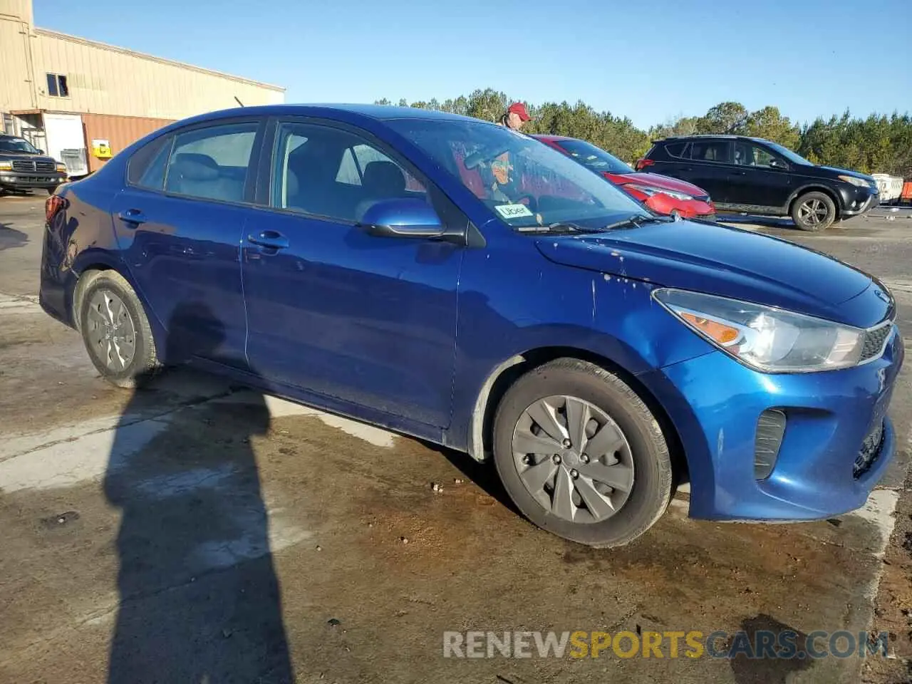 4 Photograph of a damaged car 3KPA24AD7LE282625 KIA RIO 2020