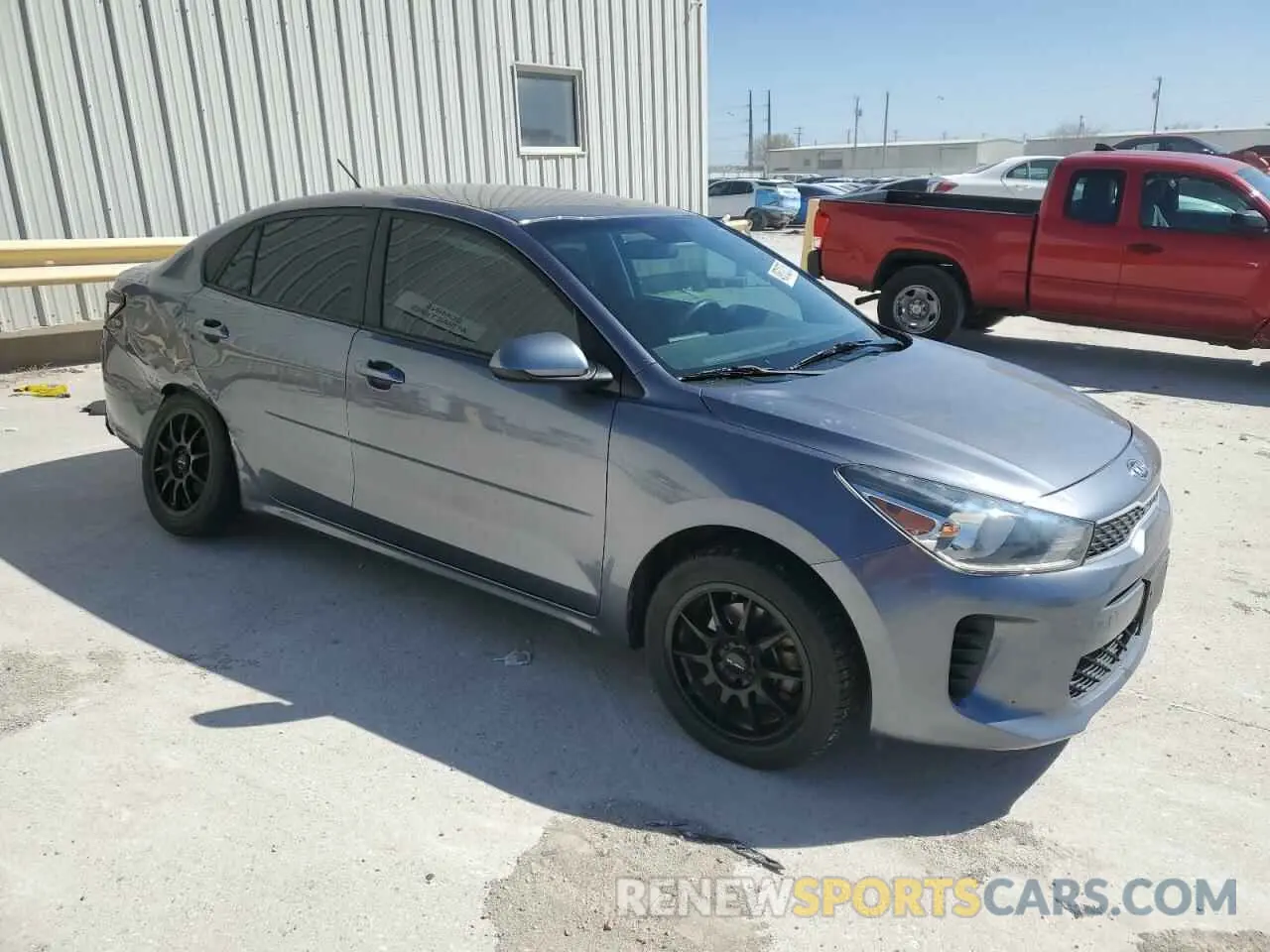 4 Photograph of a damaged car 3KPA24AD7LE333976 KIA RIO 2020