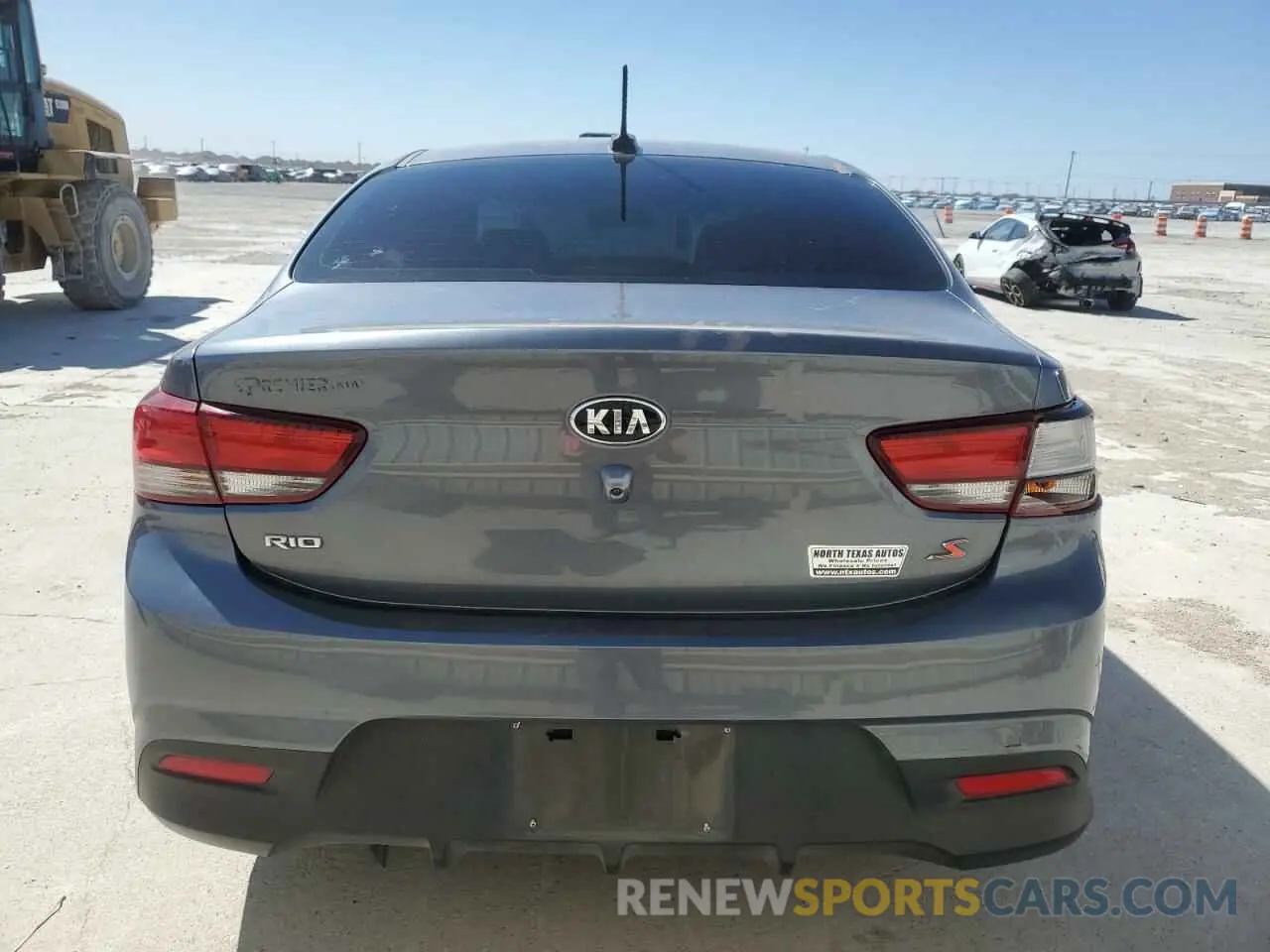 6 Photograph of a damaged car 3KPA24AD7LE333976 KIA RIO 2020