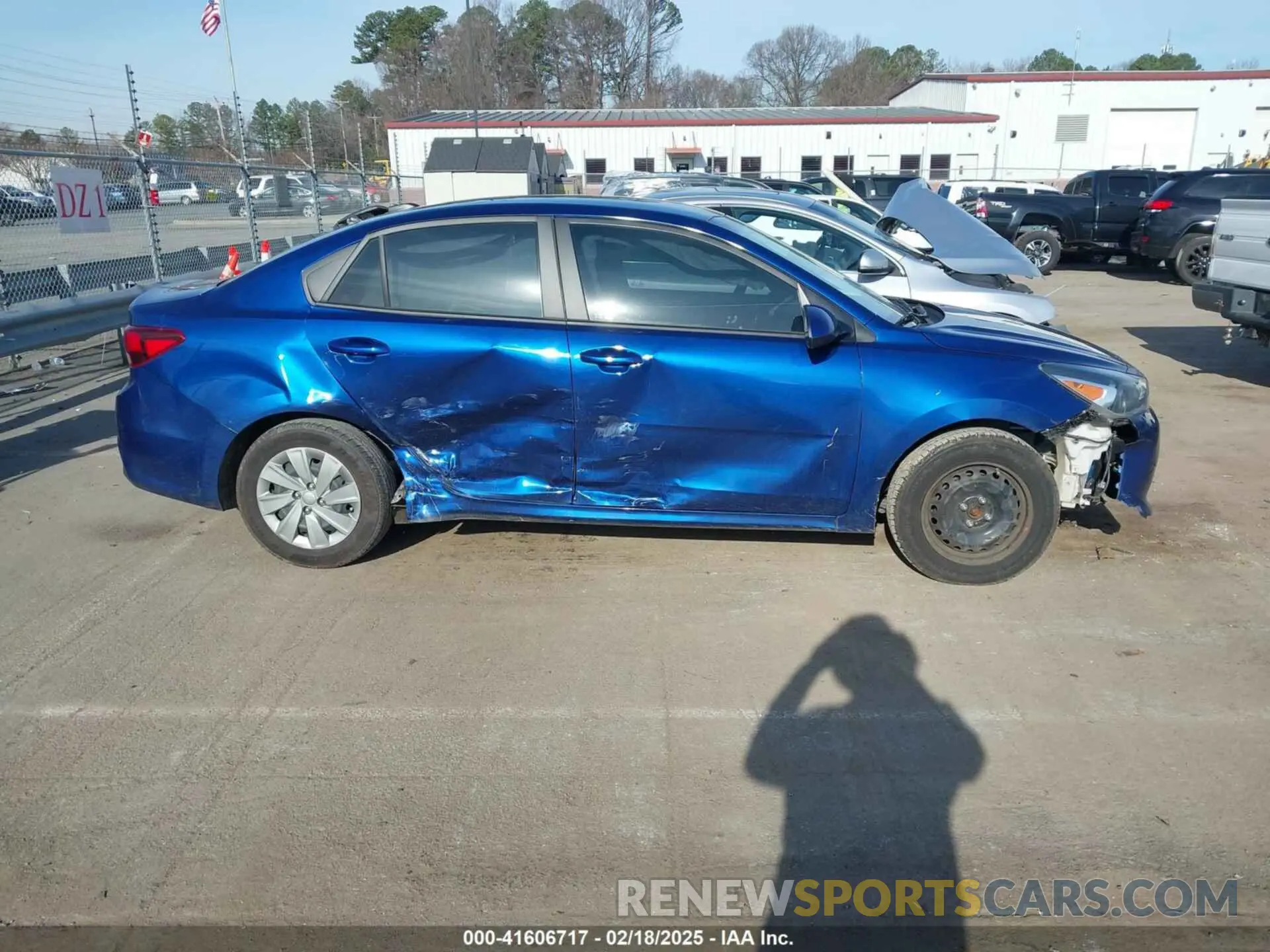 13 Photograph of a damaged car 3KPA24AD7LE349076 KIA RIO 2020