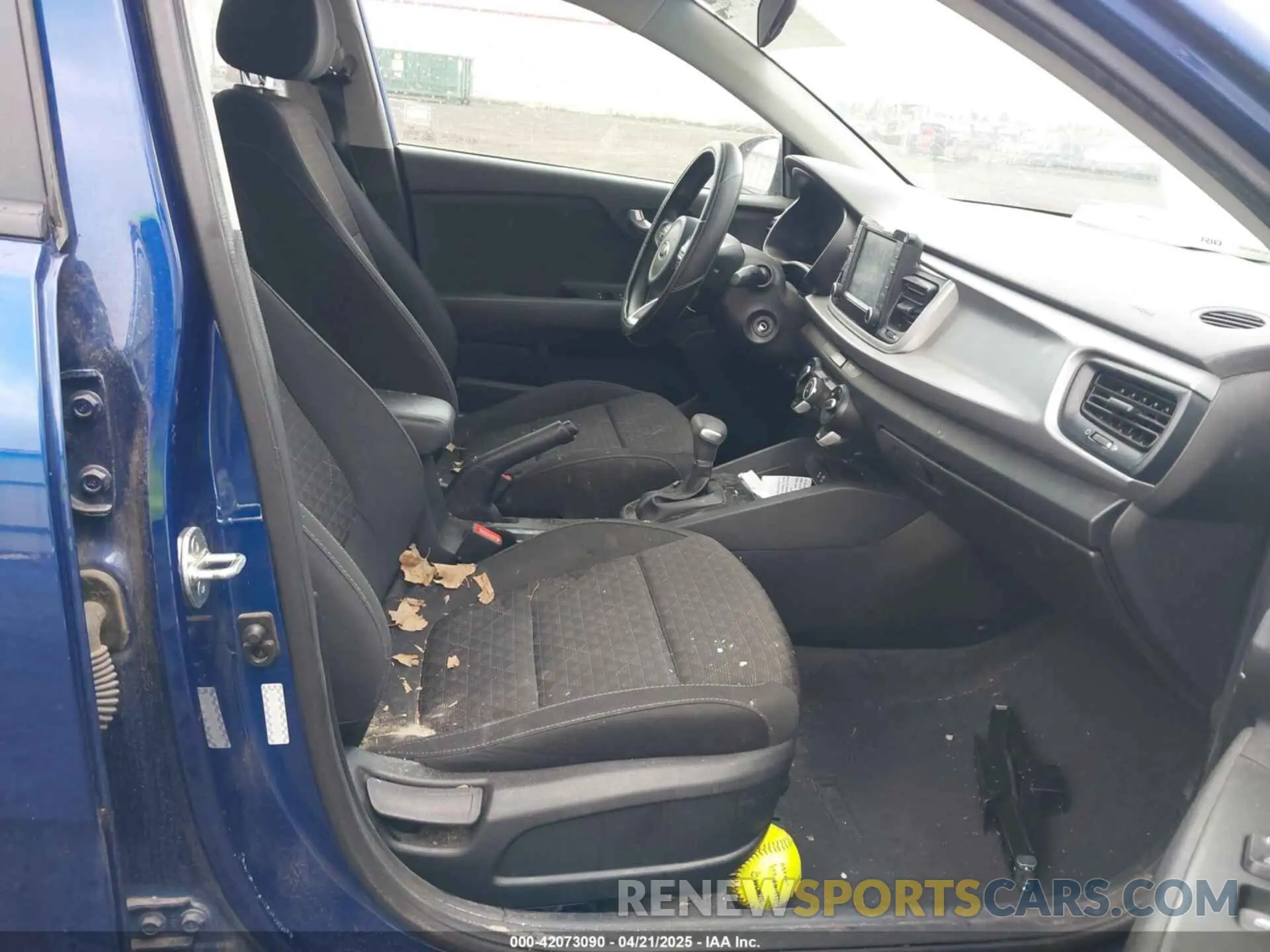 5 Photograph of a damaged car 3KPA24AD8LE263081 KIA RIO 2020