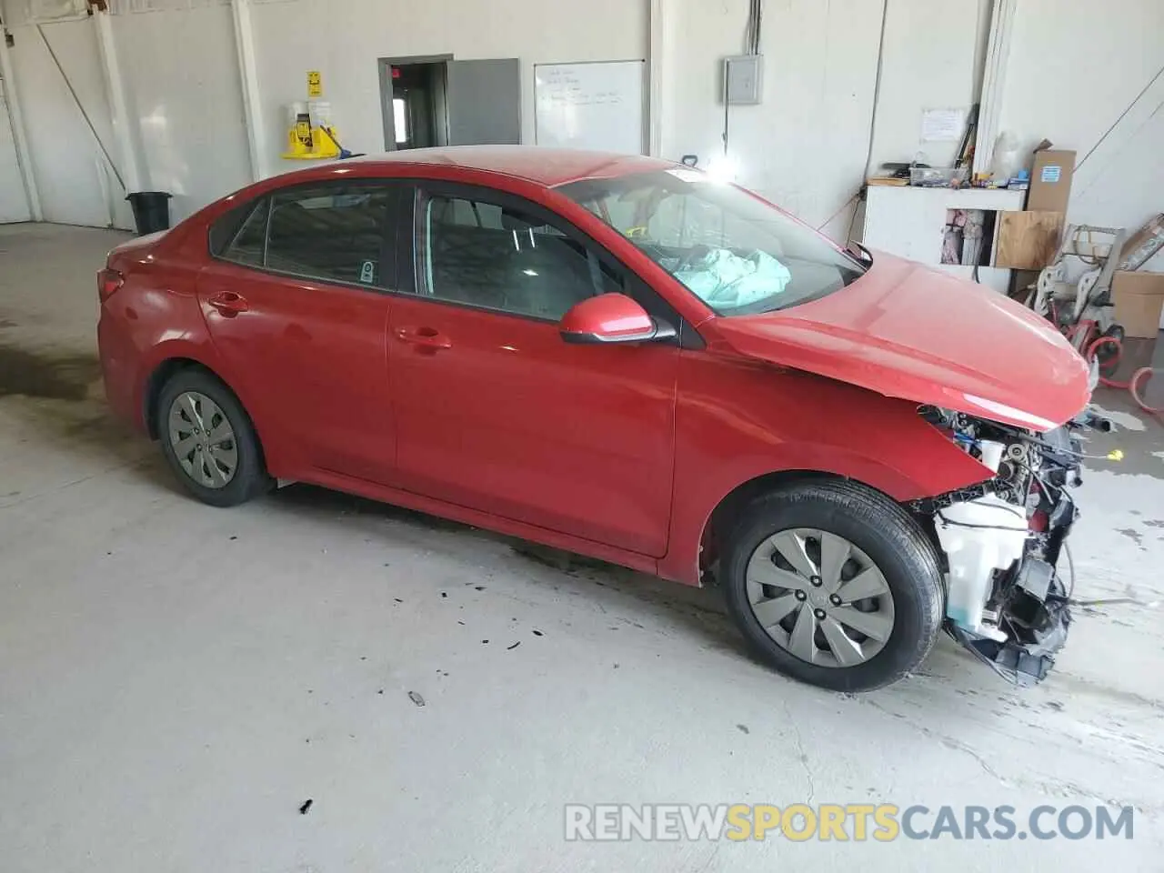 4 Photograph of a damaged car 3KPA24AD8LE311694 KIA RIO 2020