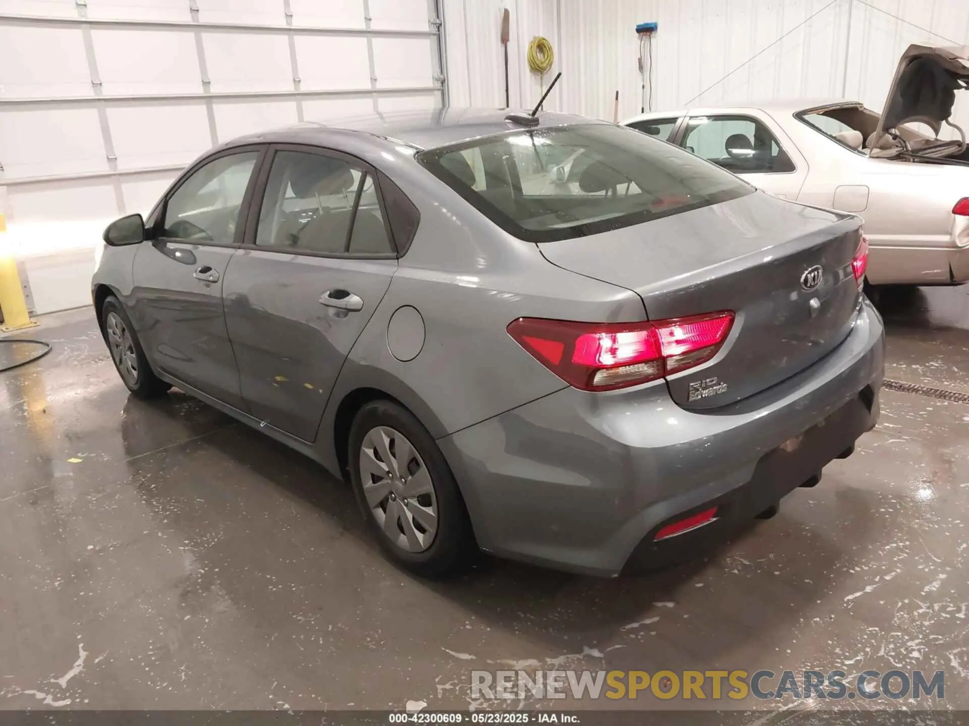 3 Фотография поврежденного автомобиля 3KPA24AD9LE333445 KIA RIO 2020