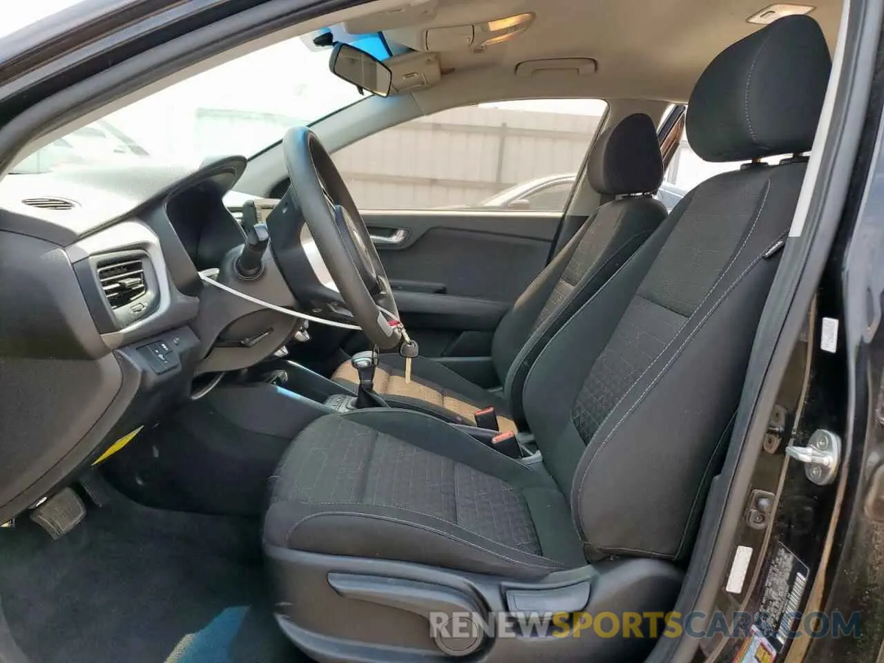 7 Фотография поврежденного автомобиля 3KPA24ADXLE293683 KIA RIO 2020