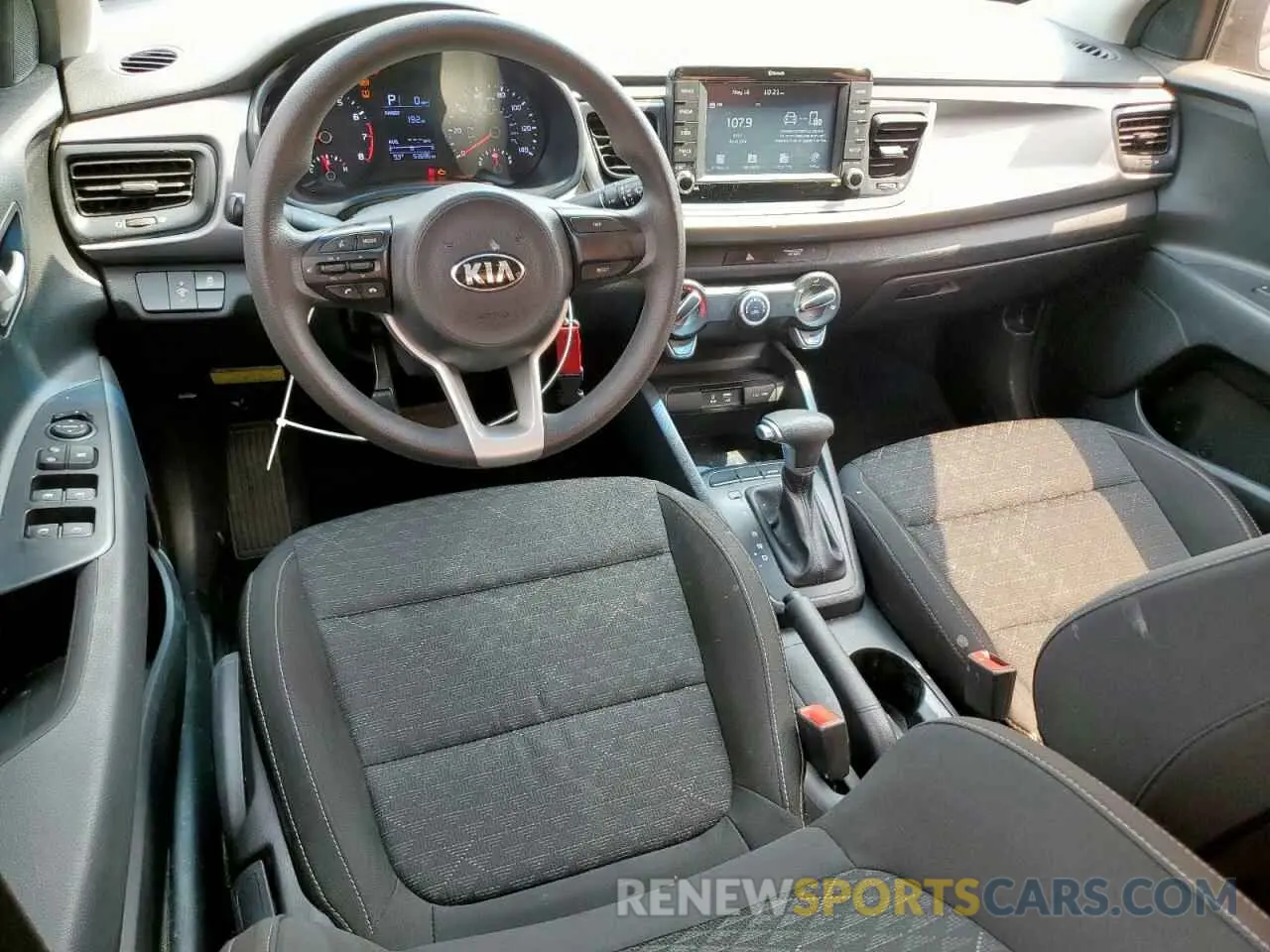 8 Фотография поврежденного автомобиля 3KPA24ADXLE293683 KIA RIO 2020