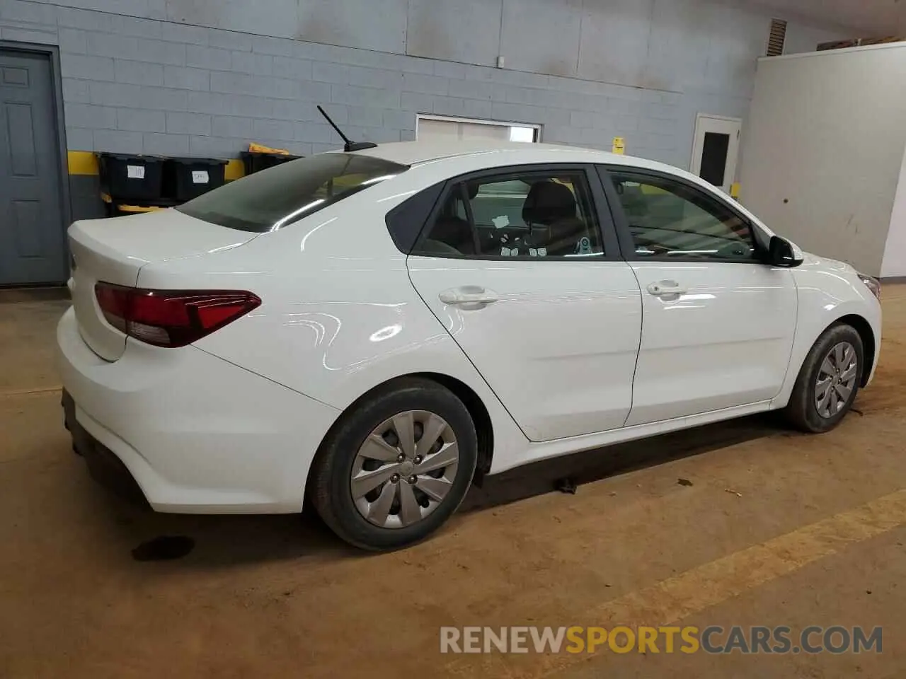 3 Photograph of a damaged car 3KPA24ADXLE316301 KIA RIO 2020