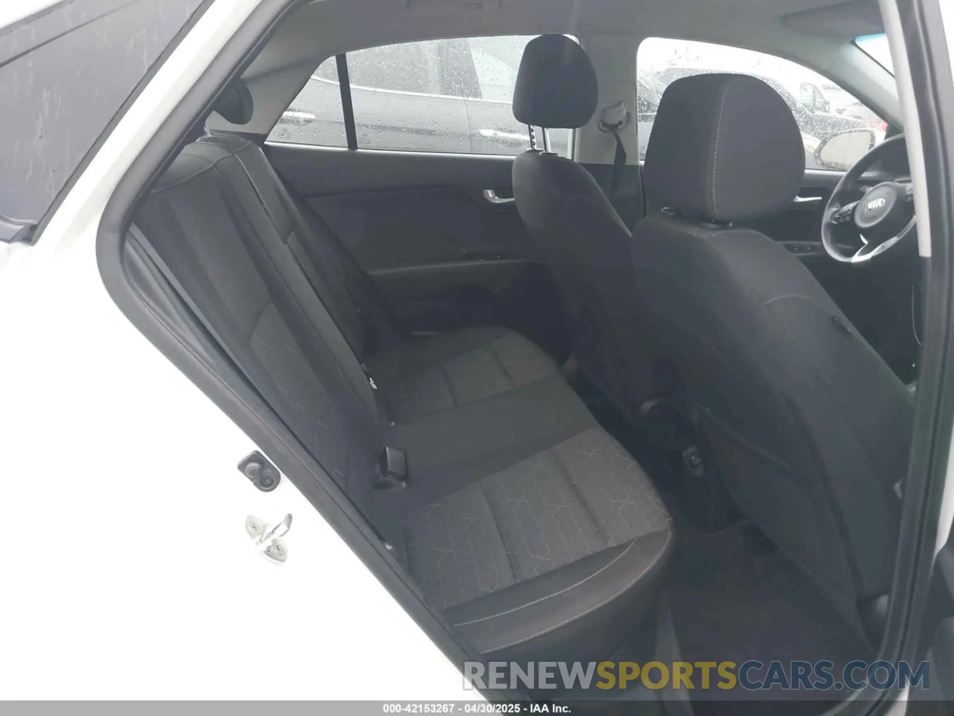 8 Фотография поврежденного автомобиля 3KPA24ADXLE356930 KIA RIO 2020