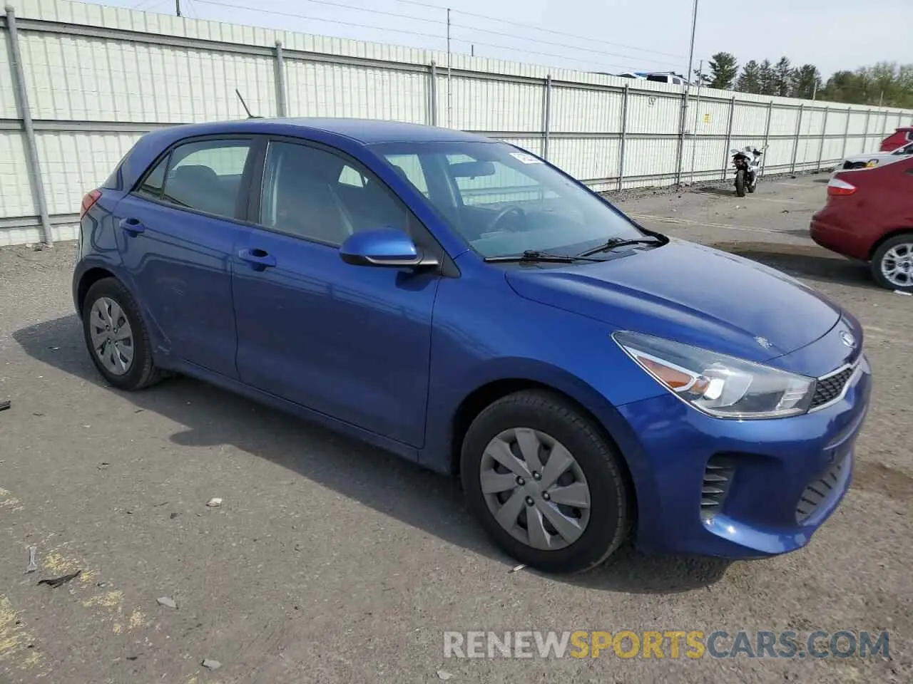 4 Photograph of a damaged car 3KPA25AD0LE351855 KIA RIO 2020