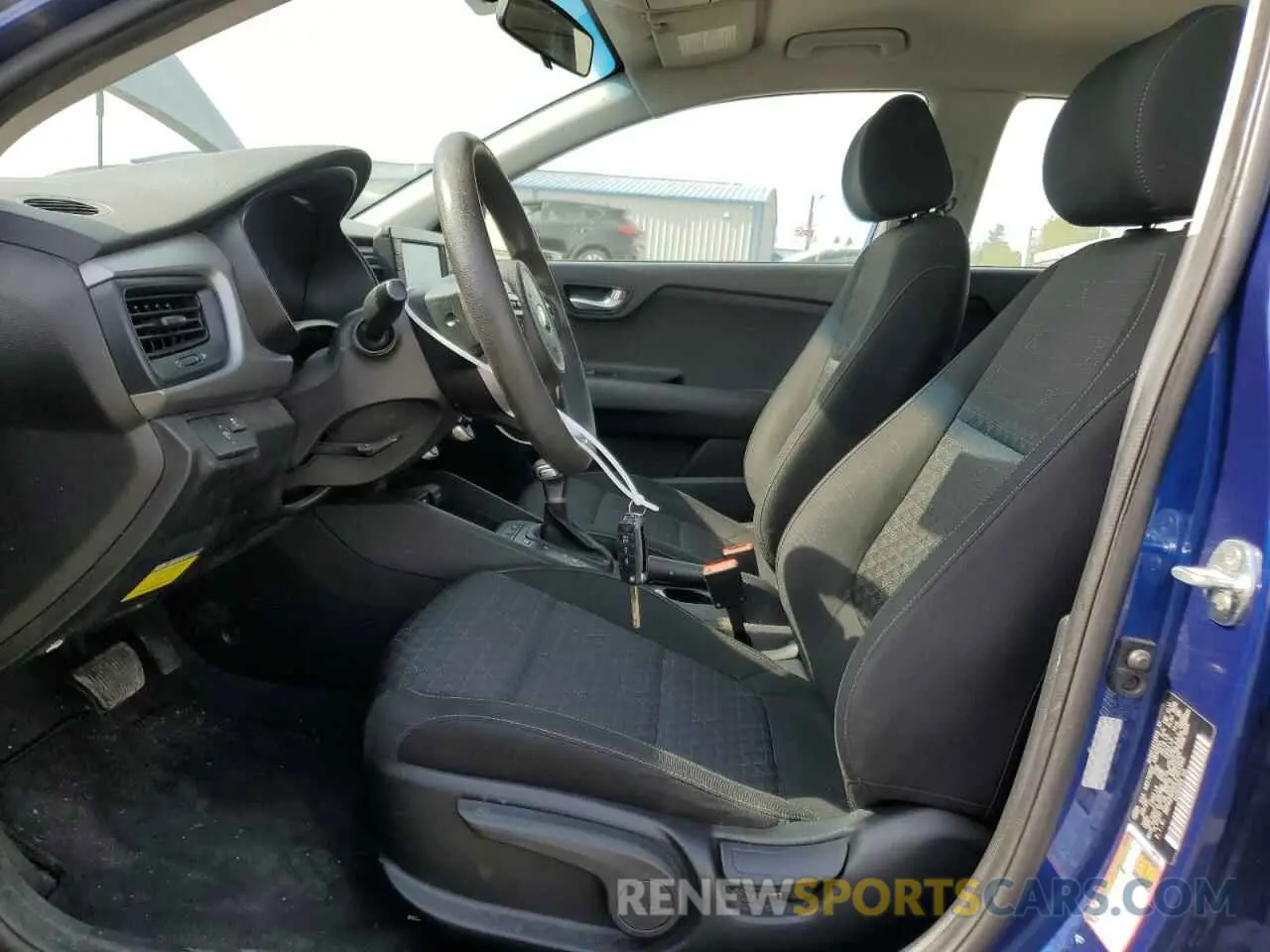 7 Photograph of a damaged car 3KPA25AD0LE351855 KIA RIO 2020