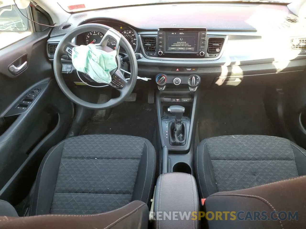 8 Фотография поврежденного автомобиля 3KPA25AD3LE268341 KIA RIO 2020