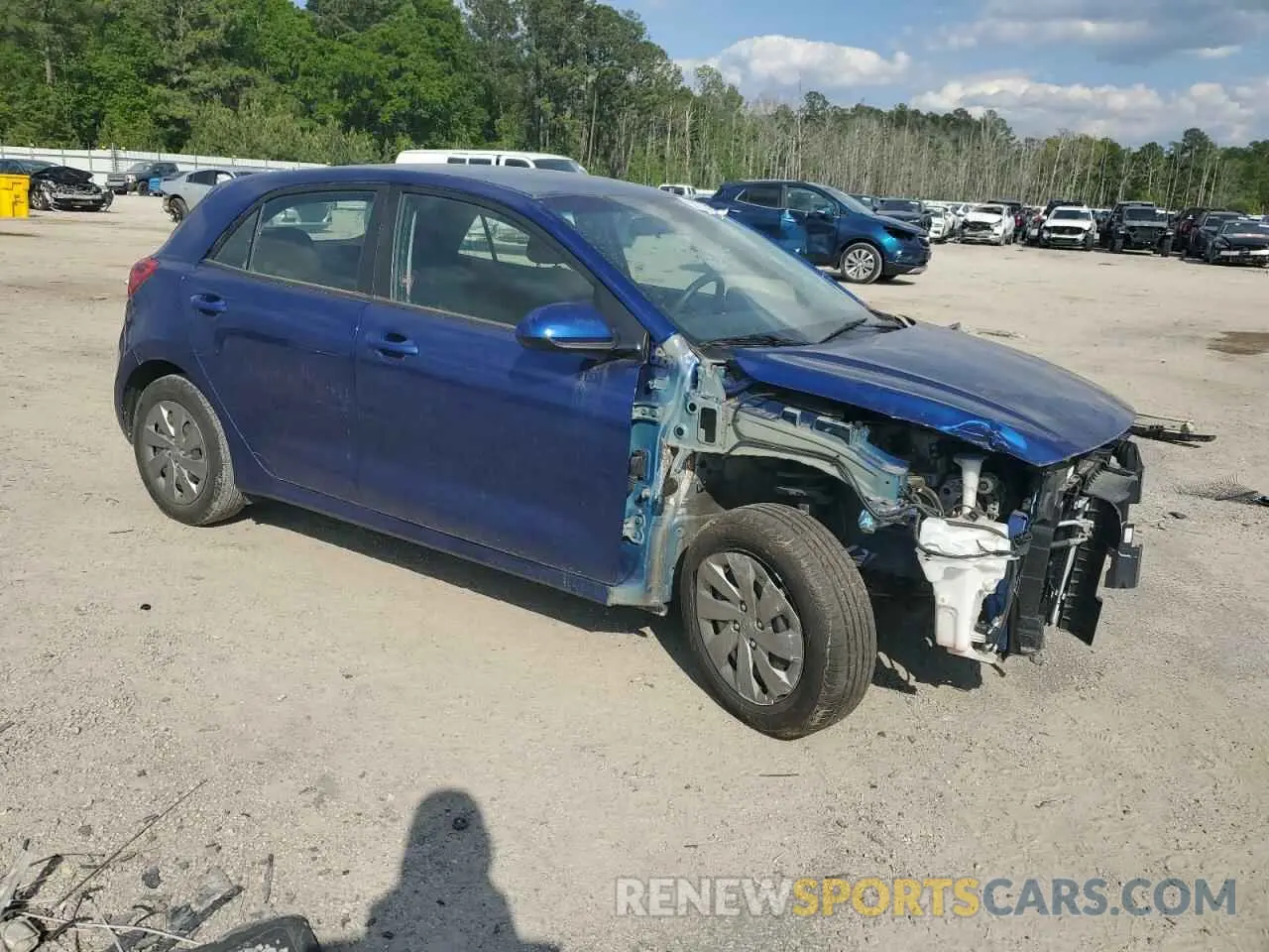 4 Photograph of a damaged car 3KPA25ADXLE307345 KIA RIO 2020
