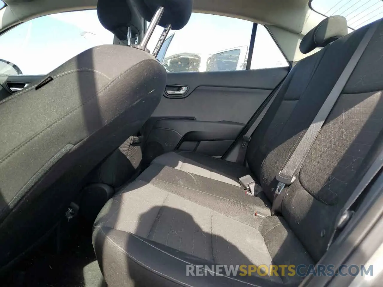 10 Photograph of a damaged car 3KPA24AD2ME379247 KIA RIO 2021