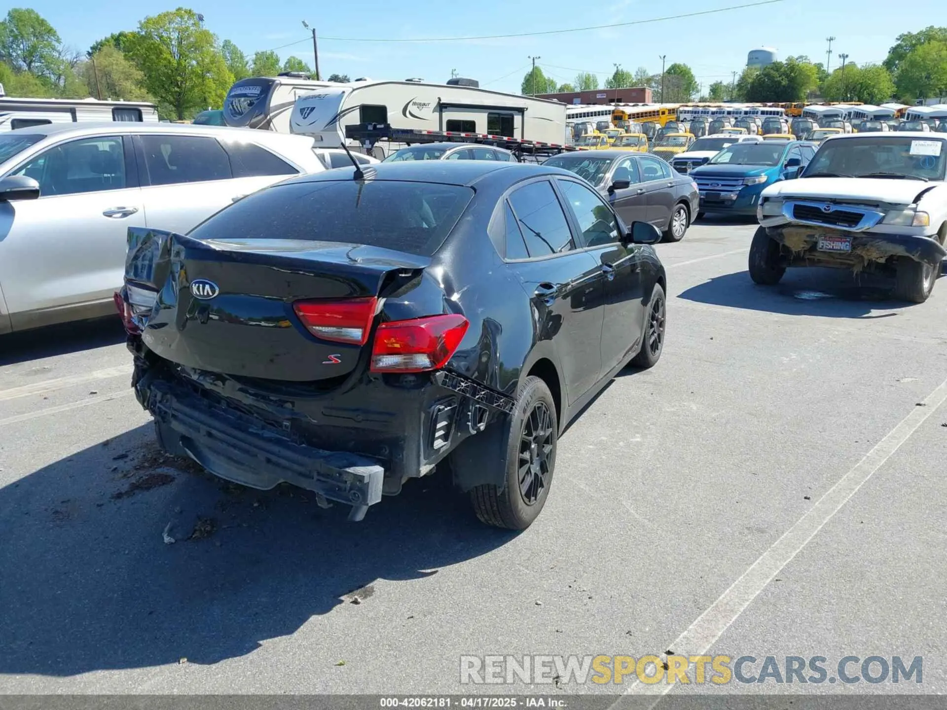 4 Photograph of a damaged car 3KPA24AD2ME397666 KIA RIO 2021
