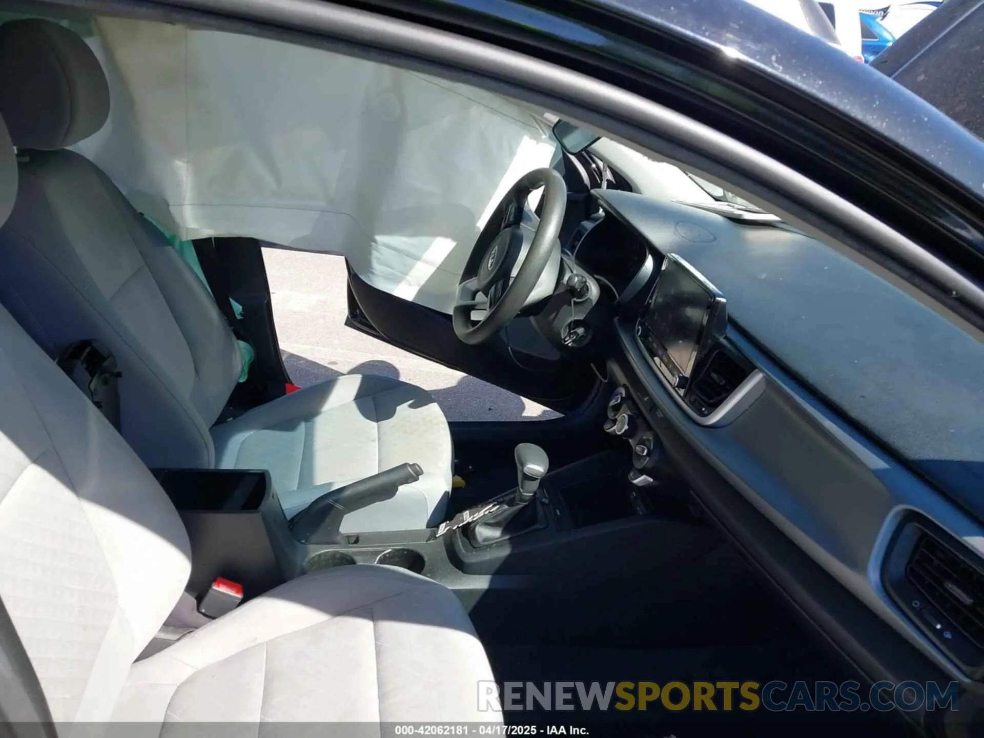 5 Photograph of a damaged car 3KPA24AD2ME397666 KIA RIO 2021