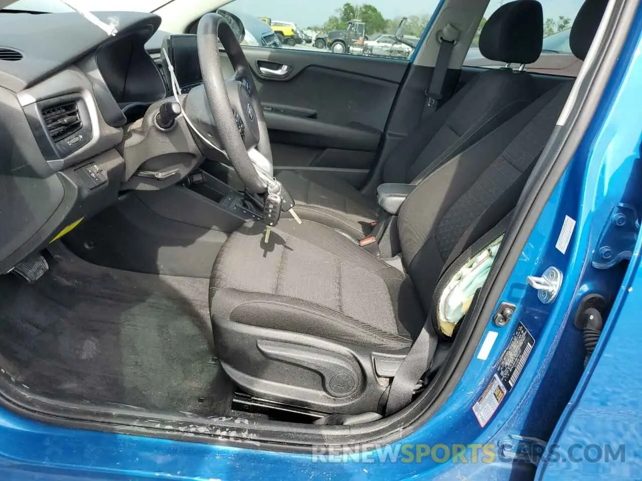 7 Photograph of a damaged car 3KPA24AD3ME395280 KIA RIO 2021