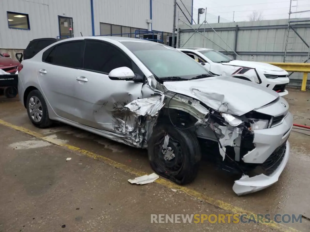 4 Photograph of a damaged car 3KPA24AD3ME429640 KIA RIO 2021