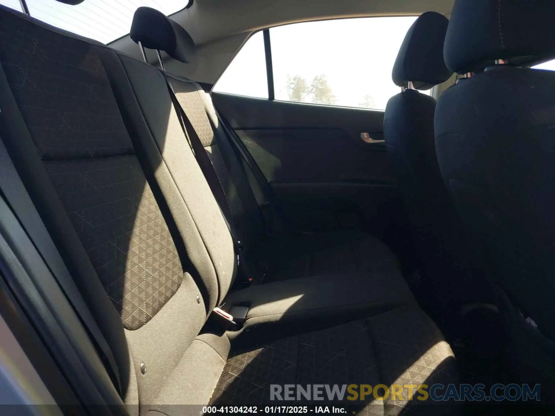 8 Photograph of a damaged car 3KPA24AD4ME363969 KIA RIO 2021