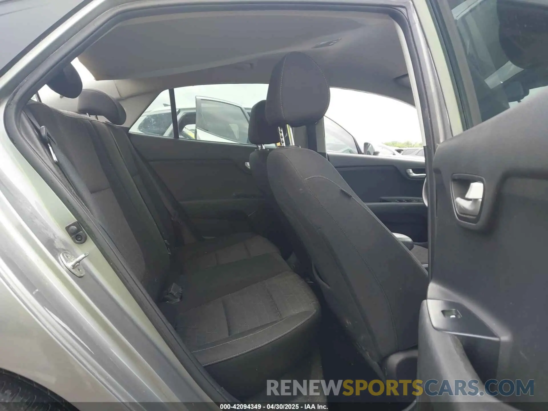 8 Photograph of a damaged car 3KPA24AD4ME387186 KIA RIO 2021