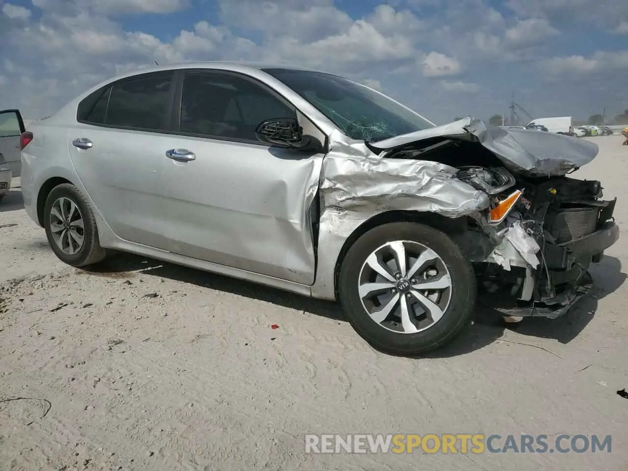 4 Фотография поврежденного автомобиля 3KPA24AD4ME424429 KIA RIO 2021