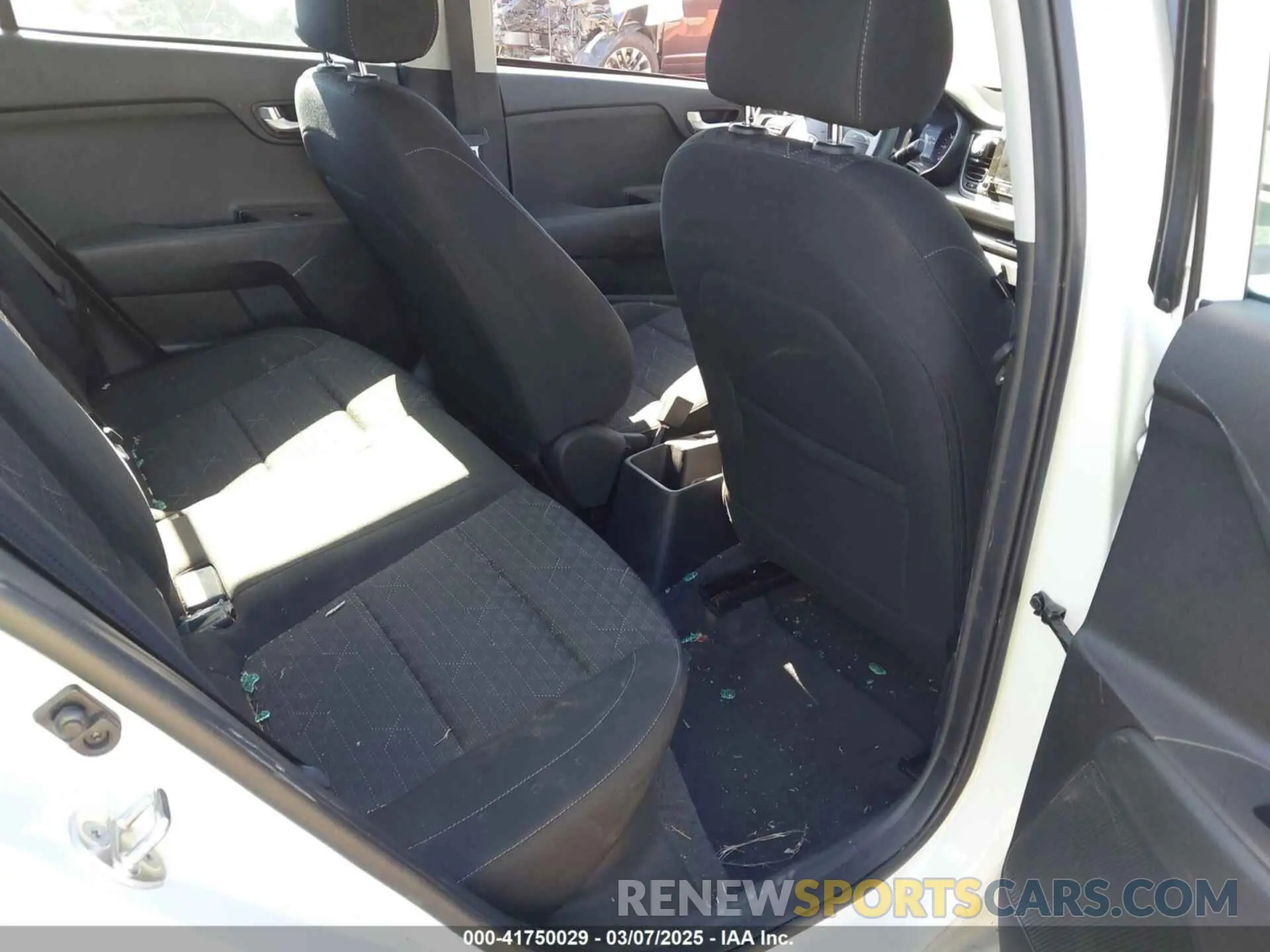 8 Фотография поврежденного автомобиля 3KPA24AD4ME430442 KIA RIO 2021