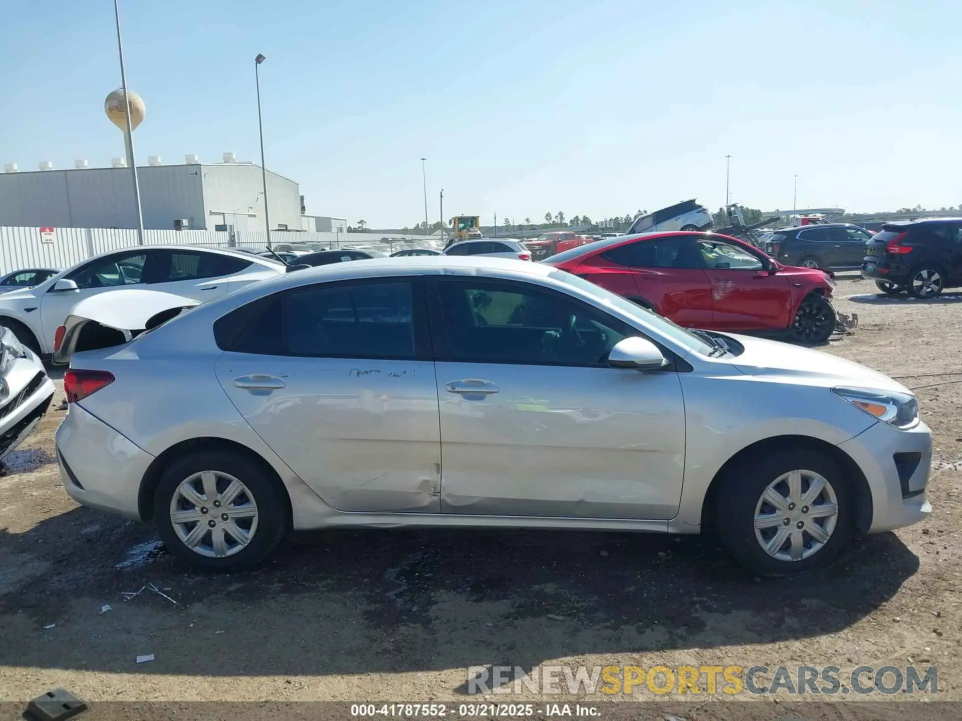 12 Photograph of a damaged car 3KPA24AD5ME429655 KIA RIO 2021