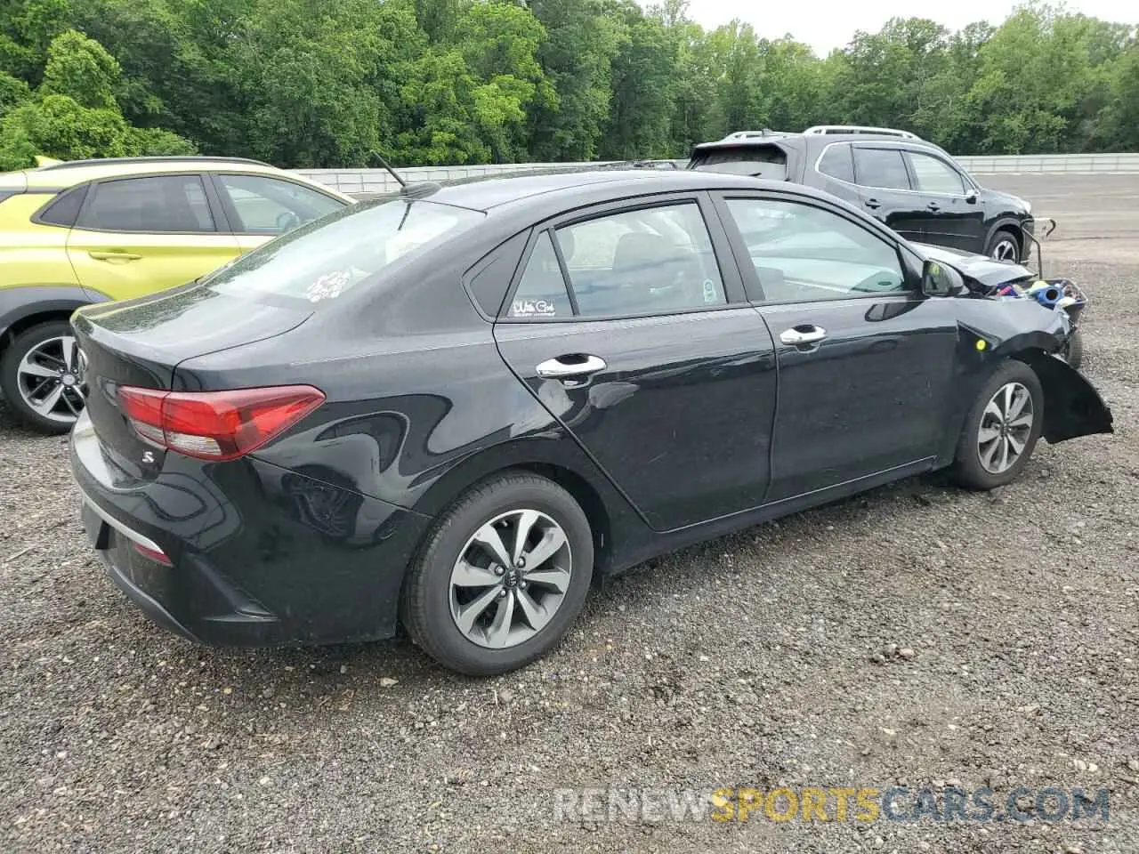 3 Photograph of a damaged car 3KPA24AD6ME376044 KIA RIO 2021