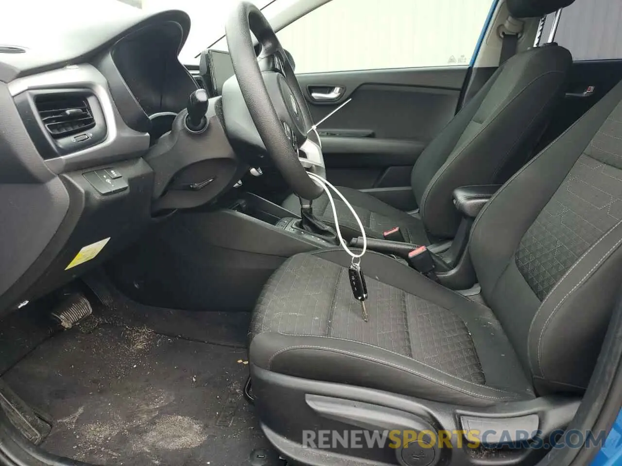 7 Photograph of a damaged car 3KPA24AD6ME382605 KIA RIO 2021