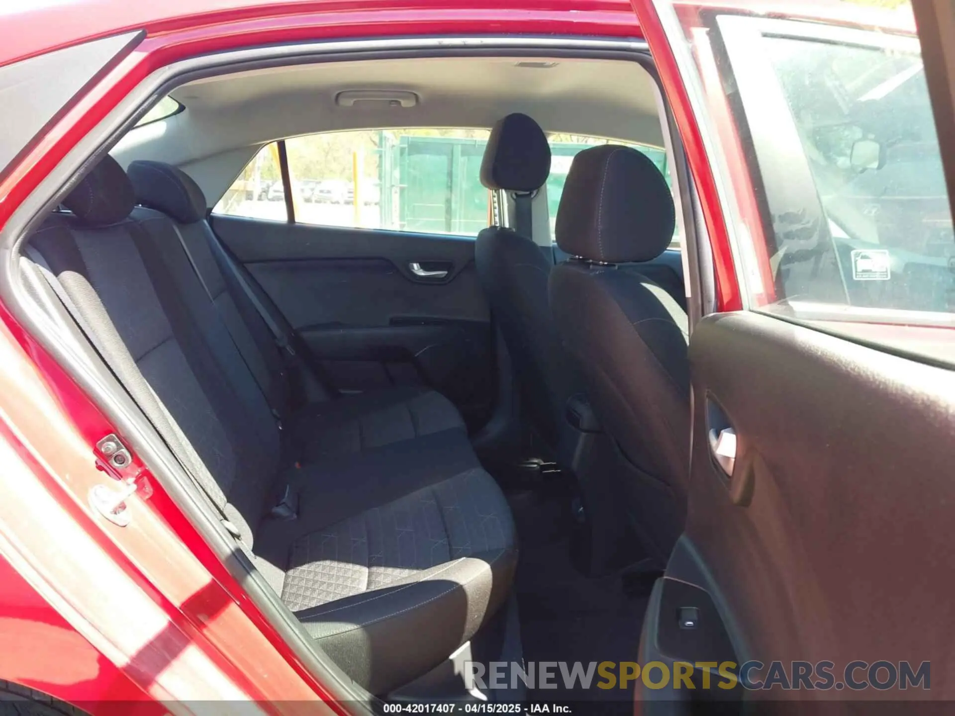 8 Фотография поврежденного автомобиля 3KPA24ADXME382669 KIA RIO 2021