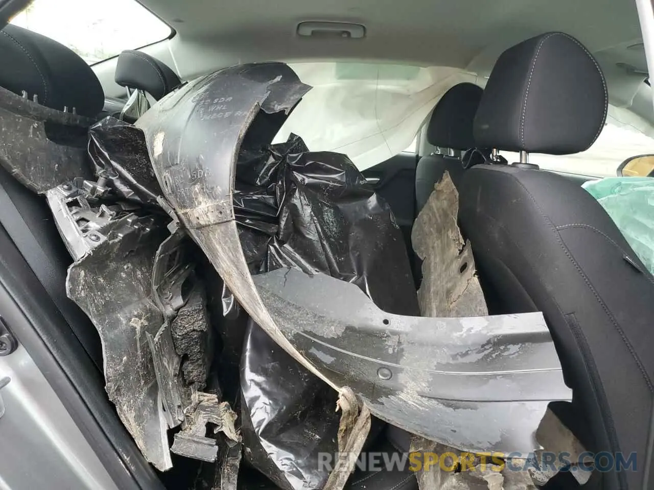 10 Photograph of a damaged car 3KPA24AD0NE440628 KIA RIO 2022