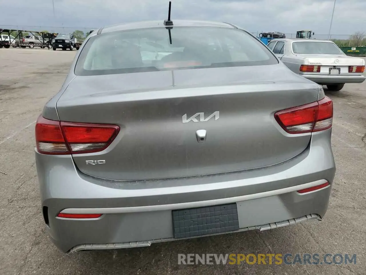 6 Photograph of a damaged car 3KPA24AD0NE440628 KIA RIO 2022