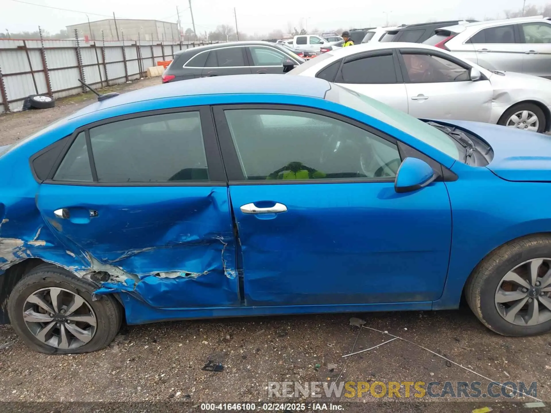 13 Photograph of a damaged car 3KPA24AD0NE458613 KIA RIO 2022