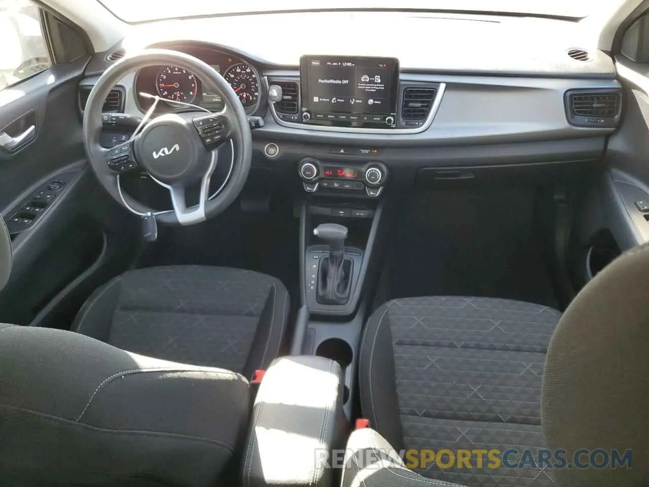 8 Photograph of a damaged car 3KPA24AD1NE431548 KIA RIO 2022