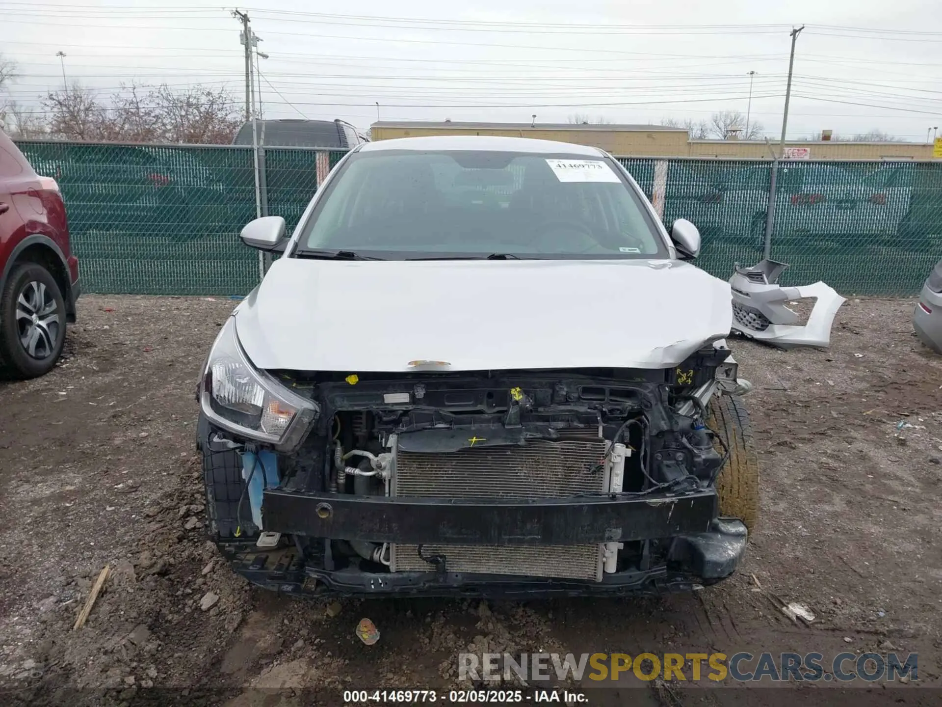 13 Photograph of a damaged car 3KPA24AD1NE473525 KIA RIO 2022